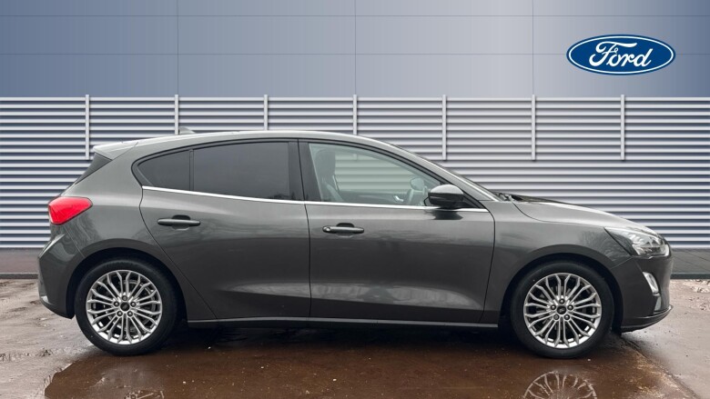 Ford Focus 1.0 EcoBoost Hybrid mHEV 125 Titanium X Ed 5dr Petrol Hatchback